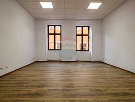 Închiriere birou