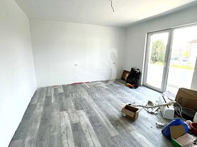 Apartament de vânzare 3 camere în Bistrita, Centura