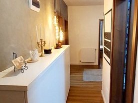 Apartament de închiriat 3 camere, în Bucureşti, zona Berceni