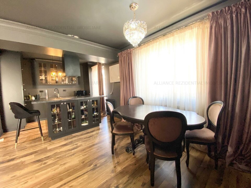 << Apartament 3 camere mobilat - utilat -PENTHOUSE -Metrou Berceni >>