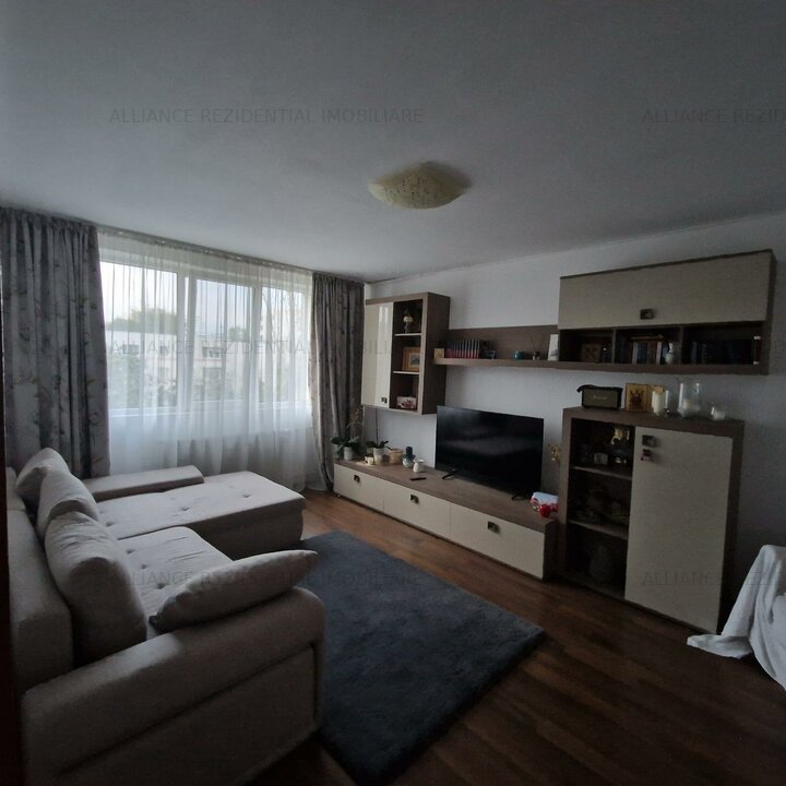 Apartament 2 camere >mobilat si utilat <.Statie de metrou 1 Dec 5min