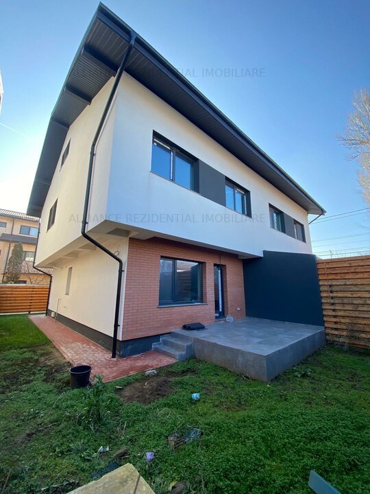 [SPLAIUL UNIRII] Vilă Tip Duplex - 5 camere -Mutare Imediată