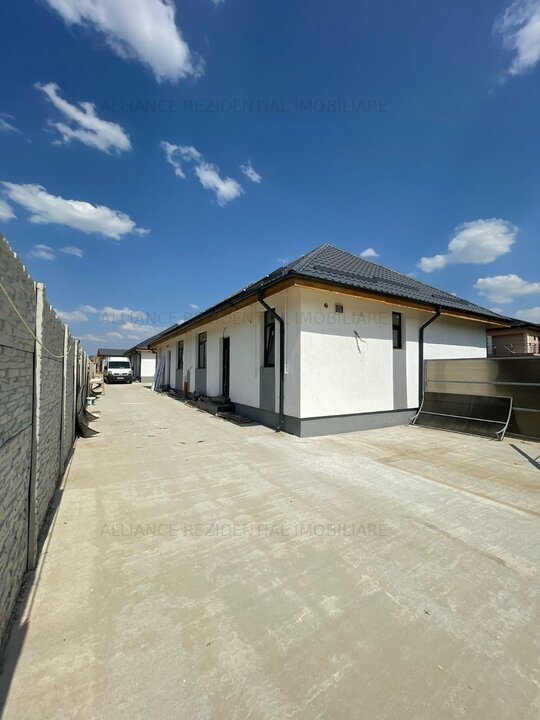 Popești Leordeni - Casa Individuală - 3 camere, 180mp teren