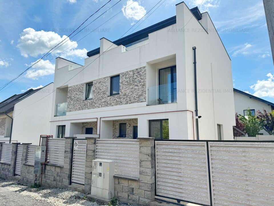 Casa tip duplex P+2E - 4 camere - 3 băi - teren 180mp - Str. Pădurea Craiului