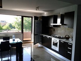 Apartament de vânzare 3 camere, în Bucureşti, zona Străuleşti