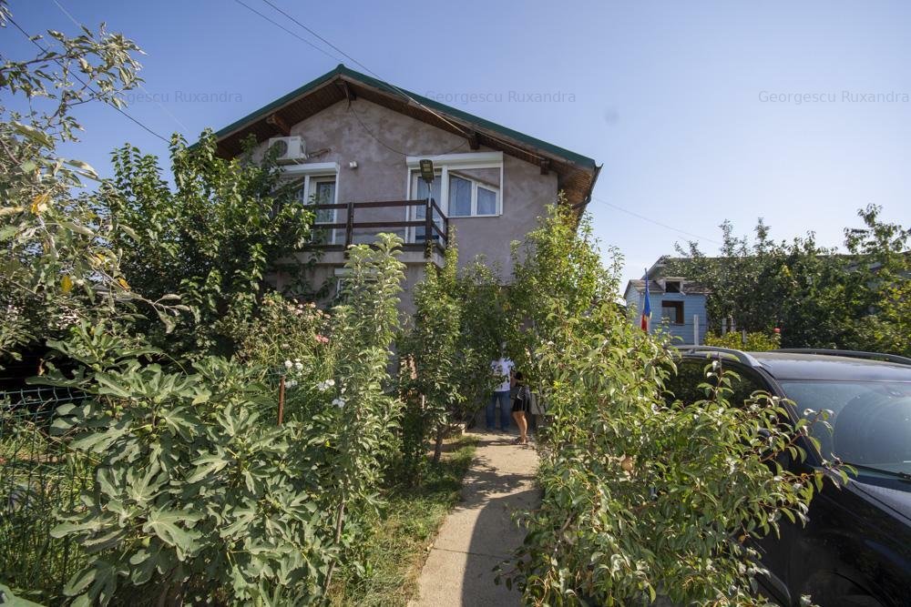 Vanzare vila individuala 5 camere, Crevedia, teren 300 mp