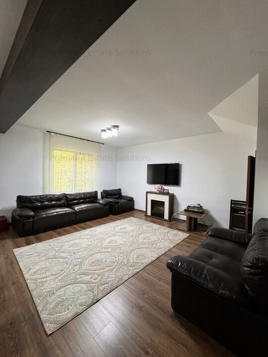 Vila de Vanzare in Cheia,Prahova-Eleganta si Confort intr o Zona Idilica