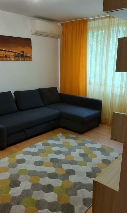3 camere - langa policlinica TITAN (etaj 2 din 4)