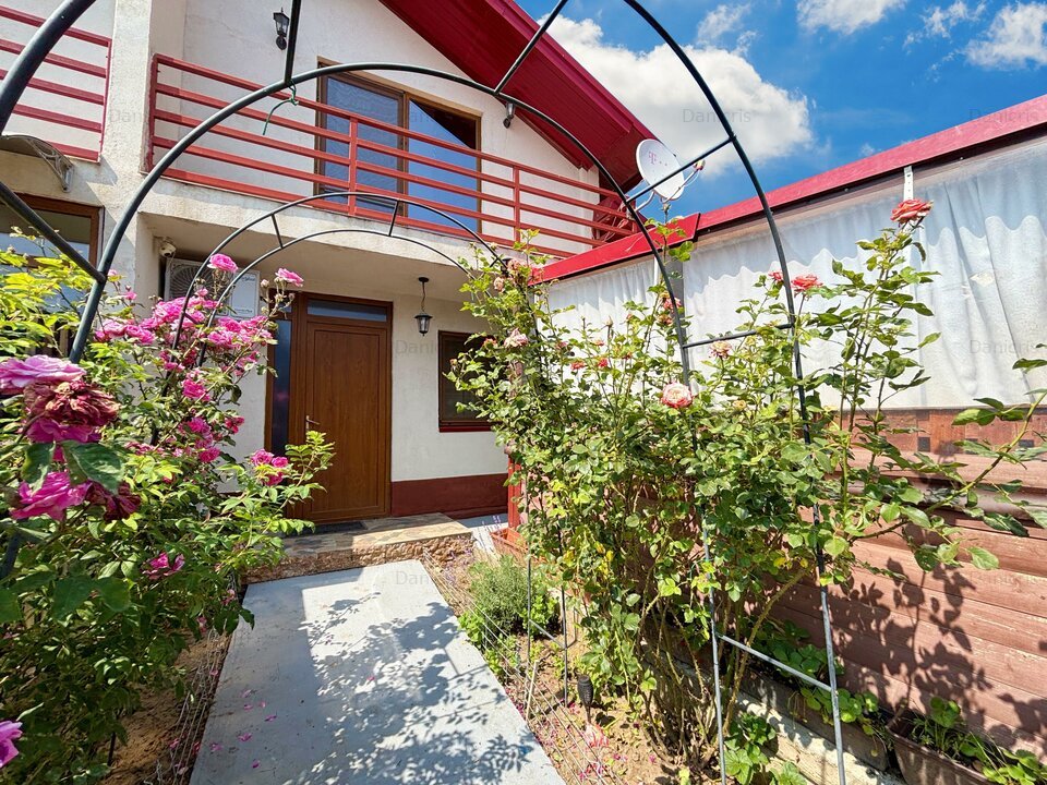 Casă tip duplex de vânzare – Mamaia Nord – Comision 0%