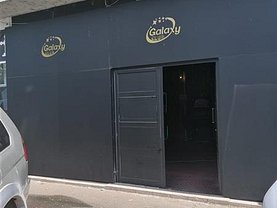 Vânzare spaţiu comercial