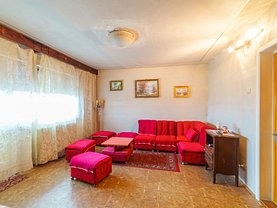 Apartament de vânzare 4 camere, în Arad, zona Mioriţa