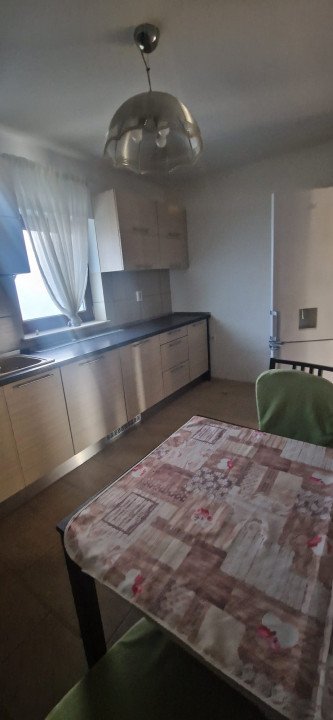 Casa 4 dormitoare Craiovei