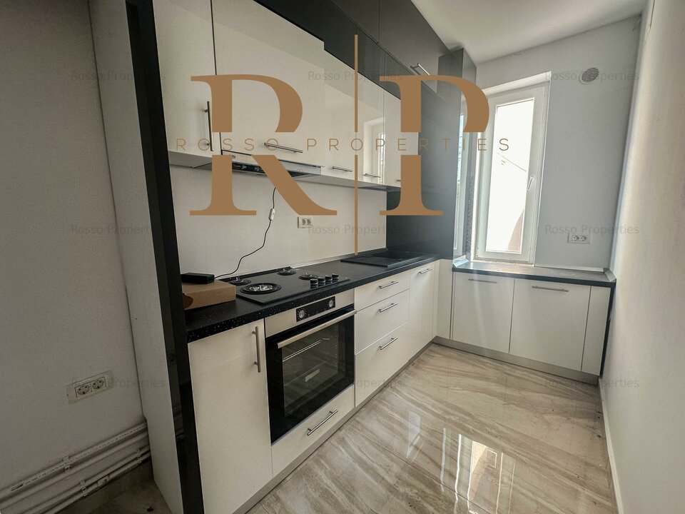 Casa de vanzare Bucurestii Noi ** 3 camere**