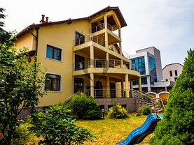Casa de vânzare 12 camere, în Braşov, zona Central