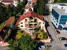 Vânzare spaţiu comercial