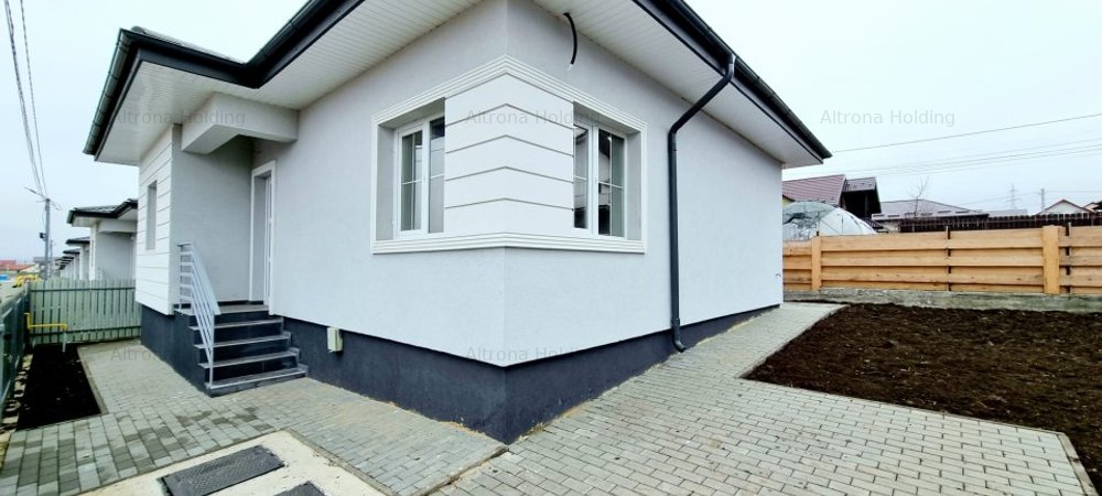 Casa individuala, finalizata, intabulata, mutare imediata - imaginea 0 + 1