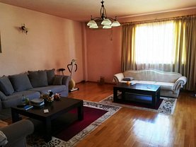Casa de vânzare sau de închiriat 6 camere, în Bucureşti, zona Dămăroaia