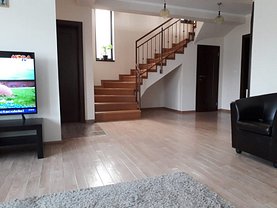 Casa de vânzare 4 camere, în Timişoara, zona Lunei