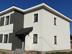 Casa de vânzare 4 camere, în Moşniţa Nouă, zona Central