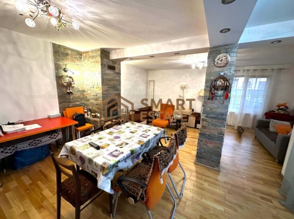 Vanzare Casa 7 camere, S + P + 1E + M, zona Splaiul Unirii