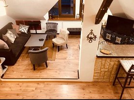 Penthouse de închiriat 3 camere în Brasov, Centrul Istoric