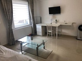Apartament de vânzare 3 camere, în Braşov, zona Blumăna