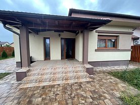 Casa de închiriat 3 camere, în Moşniţa Nouă, zona Sud
