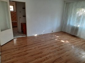 Garsonieră de închiriat, în Constanţa, zona Palas