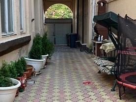 Casa de vânzare 4 camere, în Bucureşti, zona Moşilor