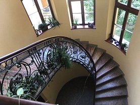 Apartament de vânzare 3 camere, în Arad, zona Central