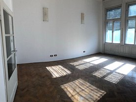 Apartament de vânzare 3 camere în Arad, Central