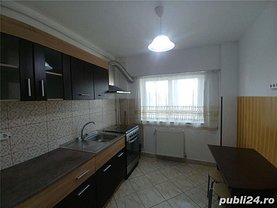 Apartament de vânzare 3 camere, în Craiova, zona Gării