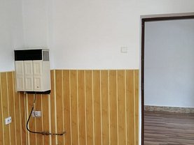 Casa de închiriat 2 camere, în Craiova, zona Rovine