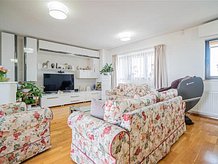 Apartament de vânzare 5 camere în Brasov, Judetean