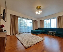 Apartament de vânzare 4 camere, în Braşov, zona Drumul Poienii