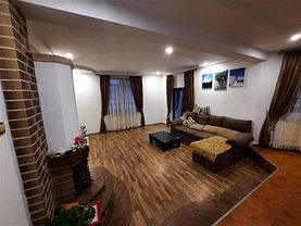 Casa de vânzare 6 camere, în Hărman, zona Central