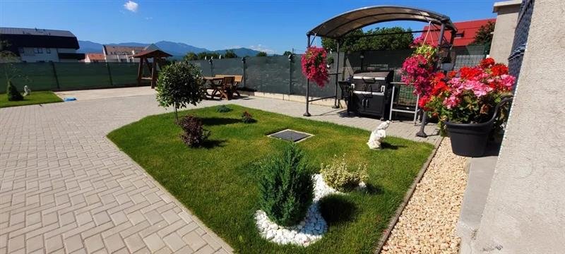 Duplex 2 camere Stupini cu vedere buna si posibiliate extindere