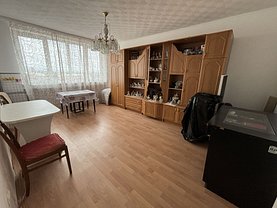 Apartament de vânzare 3 camere, în Sfantu Gheorghe, zona Garii