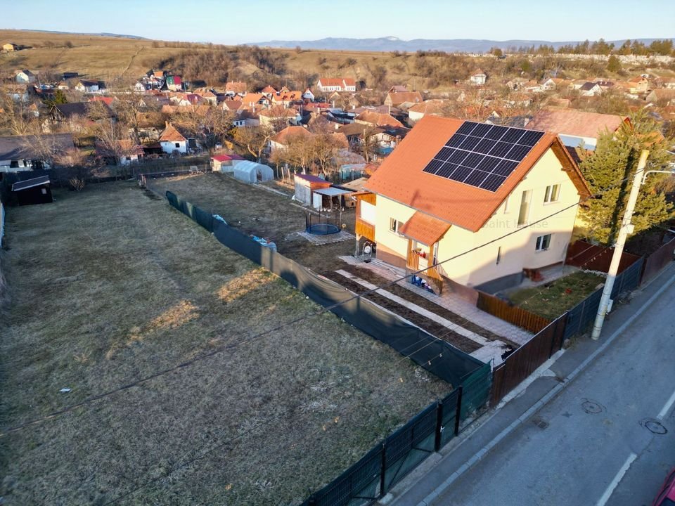 Casa cu 4 camere 123 M2 utili + 500 M2 teren Sfantu Gheorghe