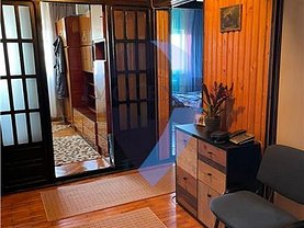 Apartament de vânzare 3 camere, în Cluj-Napoca, zona Mănăştur