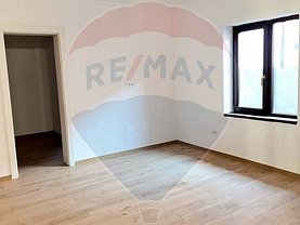 Casa de vânzare 3 camere, în Utvin