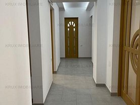 Apartament de vânzare 3 camere, în Iaşi, zona Păcurari