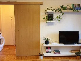 Apartament de vânzare 3 camere, în Bucureşti, zona Turda