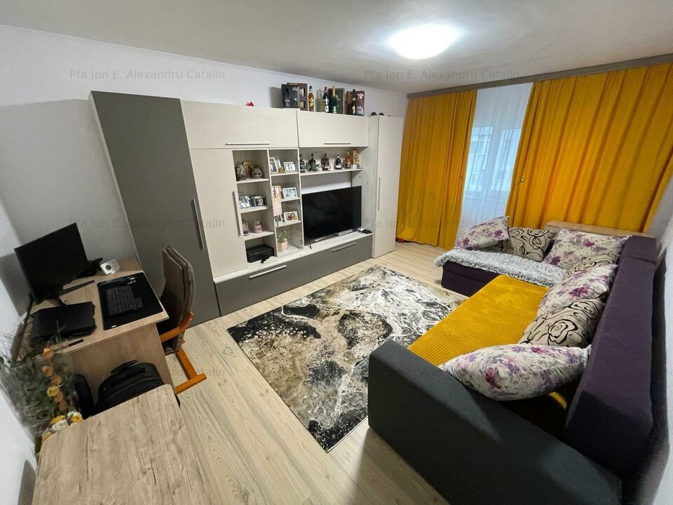 Navodari (Sud)- 2 camere decomandate, termen lung,mobilat-utilat