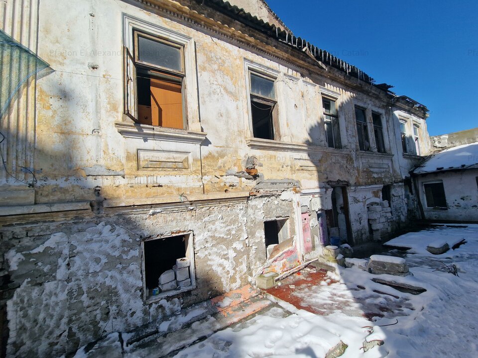 Ultracentral - Casa P+1 cu teren 190mp -160.000euro