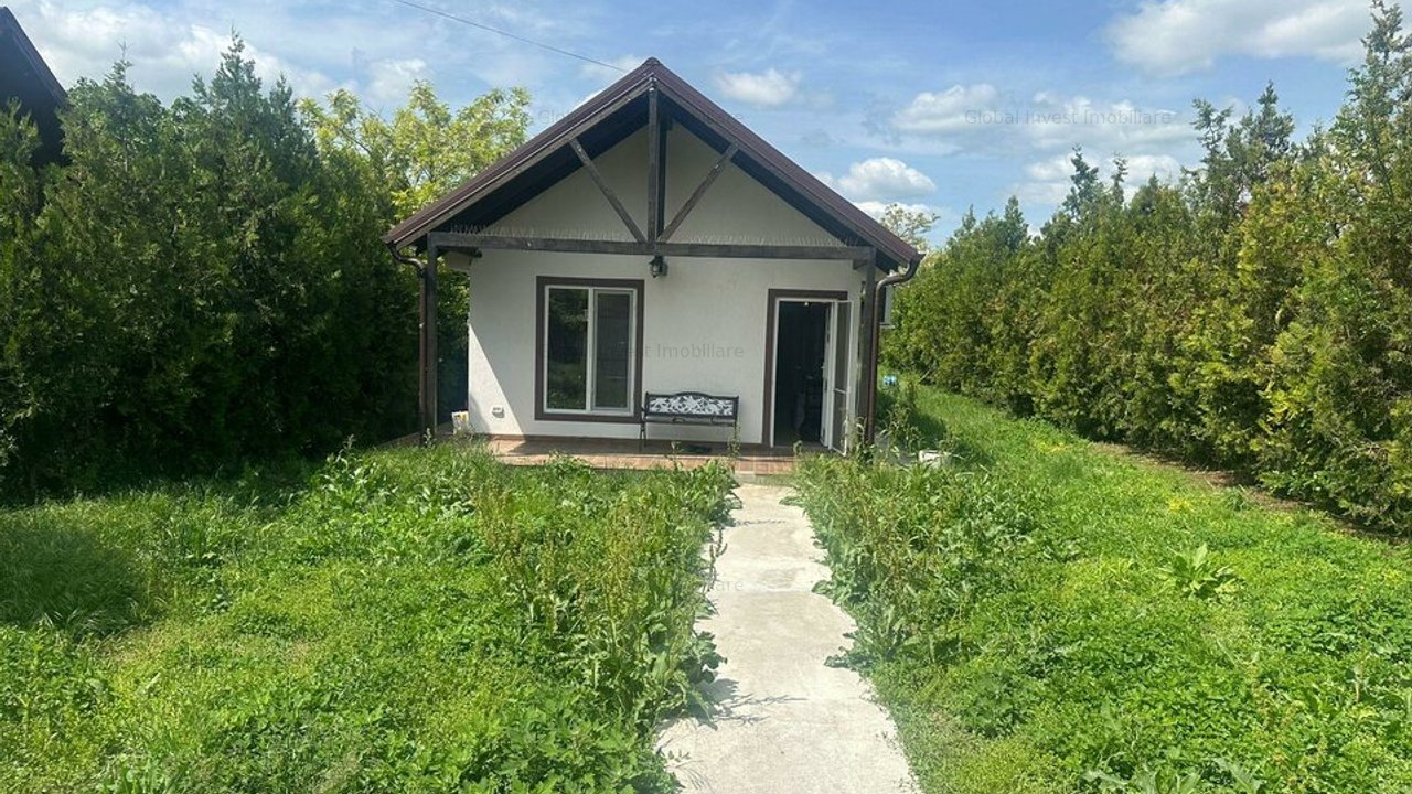 Corbu - Casa 3 camere cu teren 698mp, finisata complet -72.000euro