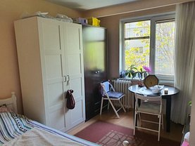Apartament de vanzare 3 camere, în Bucuresti, zona Alba Iulia