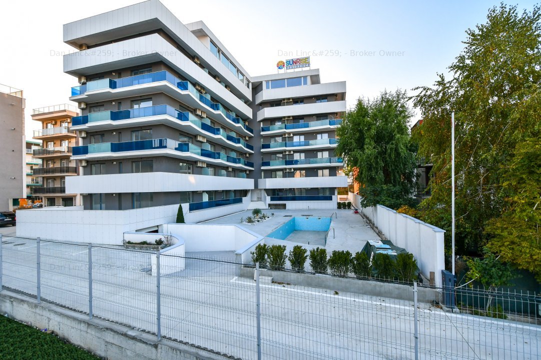 Sunrise Residence Mamaia Nord-garsoniera in bloc cu piscina - imaginea 2