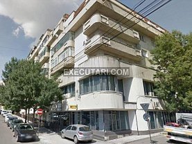 Vânzare spaţiu comercial