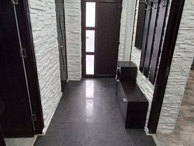 Casa de vânzare 2 camere, în Iasi, zona Podu Ros